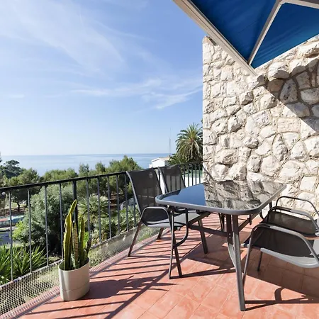 Punta Del Cavall Апартаменты *